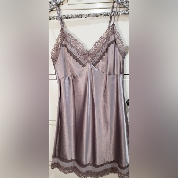 Vintage Victoria’s Secret Angels Chemise - Picture 2 of 10